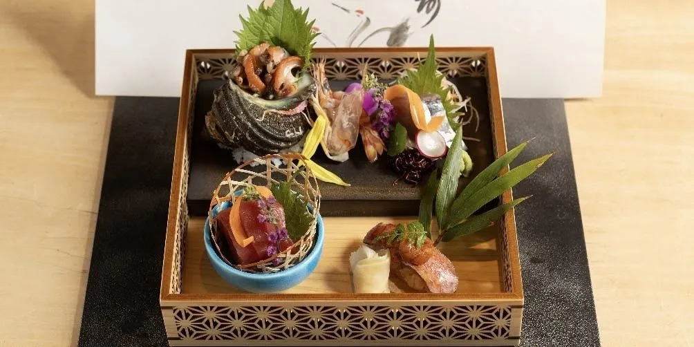 厨师推荐菜单 使用时令食材制作的怀石料理全8道菜