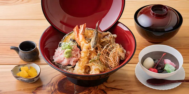 【 <ランチ> 特上天麩羅 】