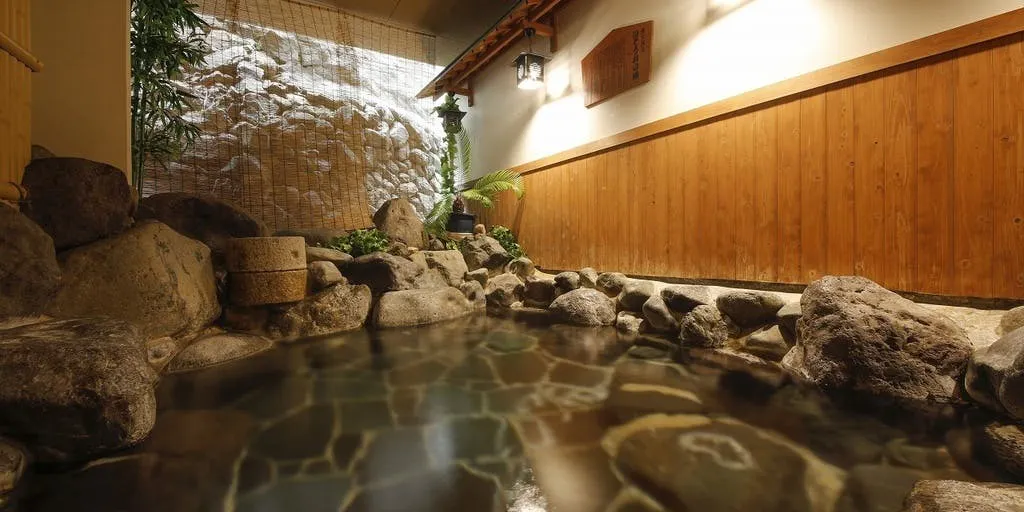 油屋 食湯館