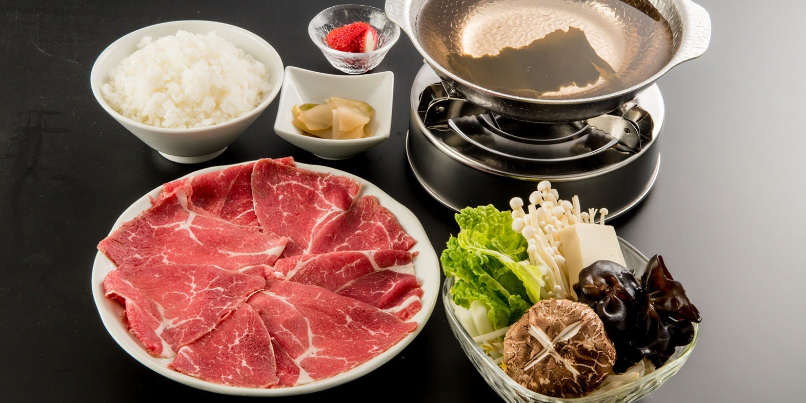 【黑毛和牛肩胸肉涮涮鍋套餐】僅限涮涮鍋鍋底