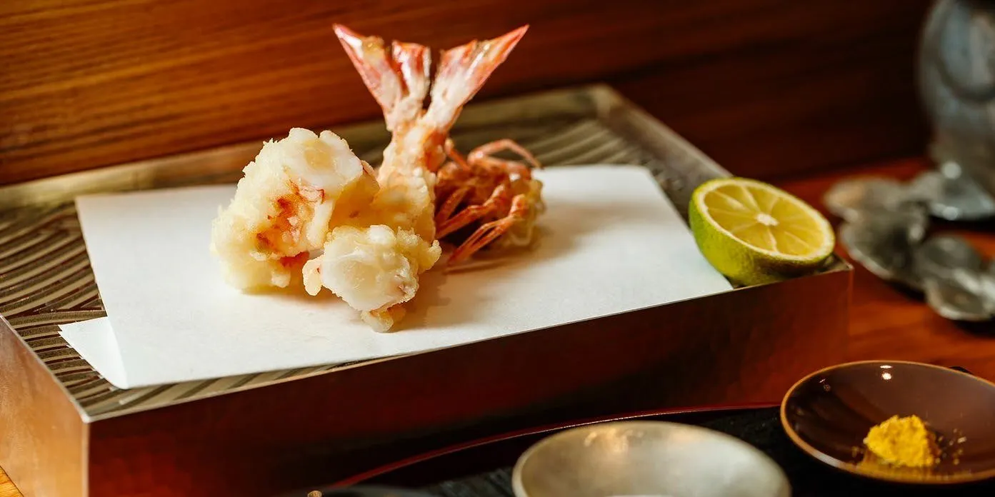 【Tempura Aoi】A superb omakase tempura course of approximately 11 dishes, crafted by a Contemporary Master Craftsman