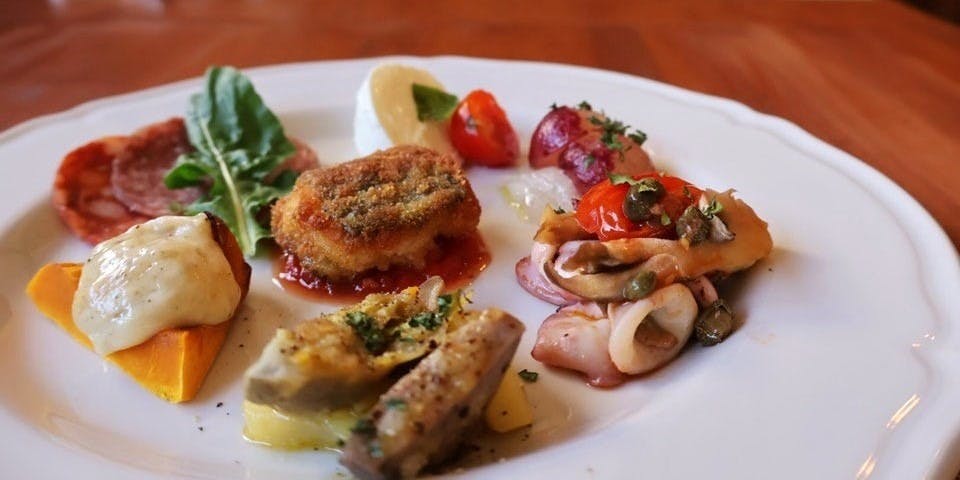 [Advance Reservation Required] Assorted Appetizers 2,500 yen and up + additional items may be ordered à la carte