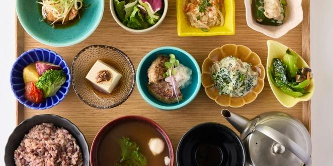 Set Meal with 9 Small Side Dishes