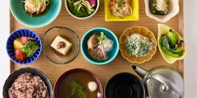 Set Meal with 9 Small Side Dishes