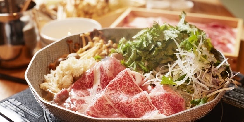 2時間飲み放題付き　全8品　厳選和牛すき焼きの「贅沢鍋」コース