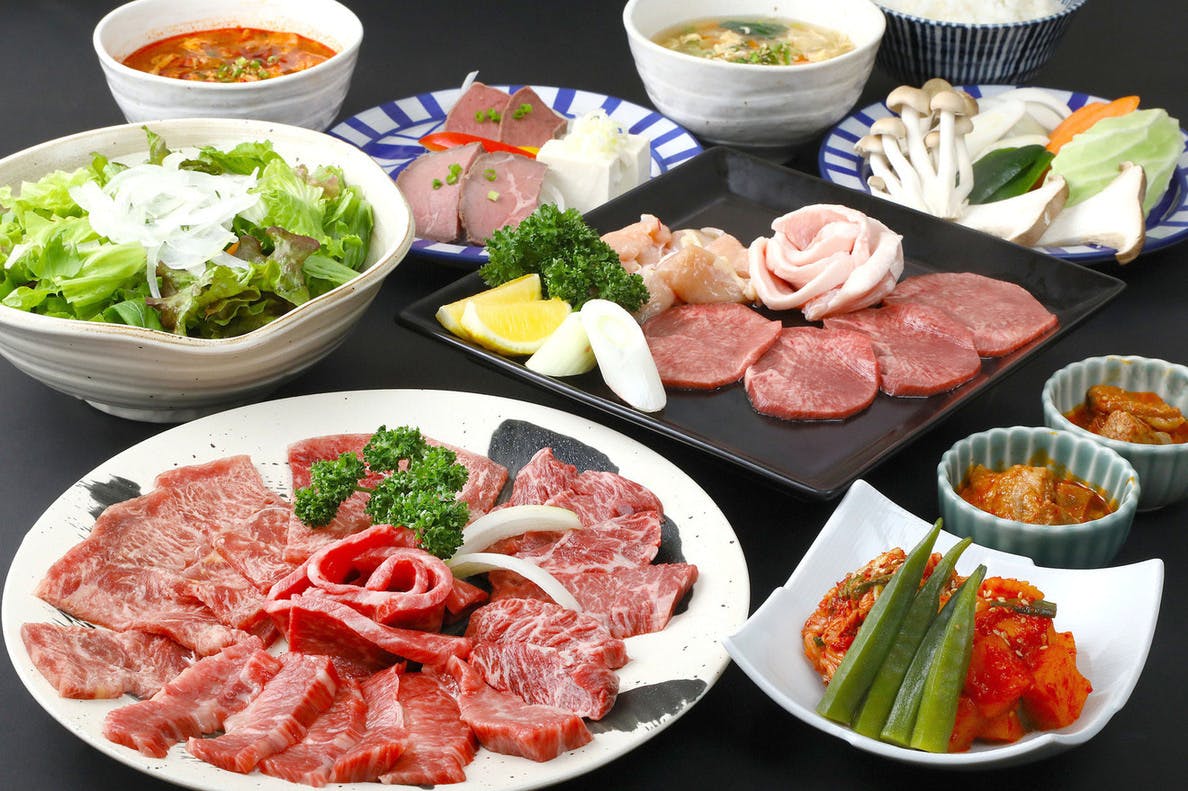 [Reservation Required] Tsuki Course! Enjoy 13 dishes including Japanese Black Beef Kalbi, Lean Loin, Pork Toro, and more.