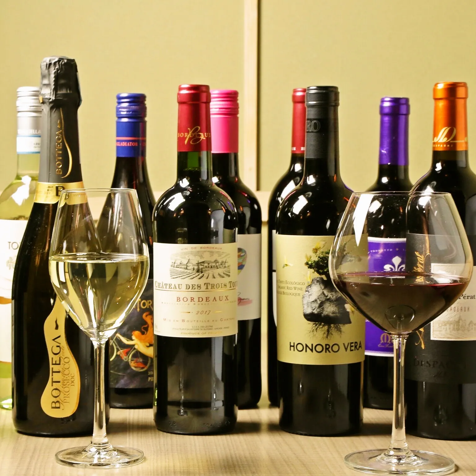 All-you-can-drink single wines