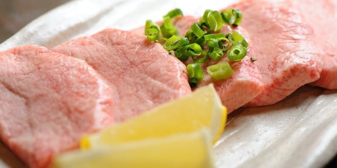 【6000円コース】定番の肉5種、ホルモンの盛り合わせなど＋生ビール含む2h飲み放題