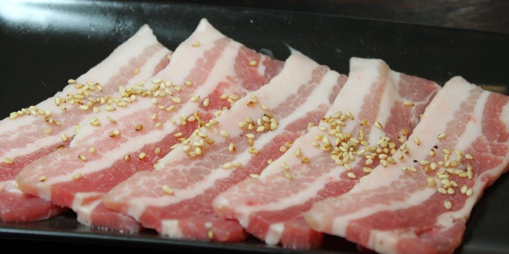 【サムギョプサルコース 6000円】充実のメニューと上質肉と共にマッコリを堪能＋生ビール含む2h飲み放題