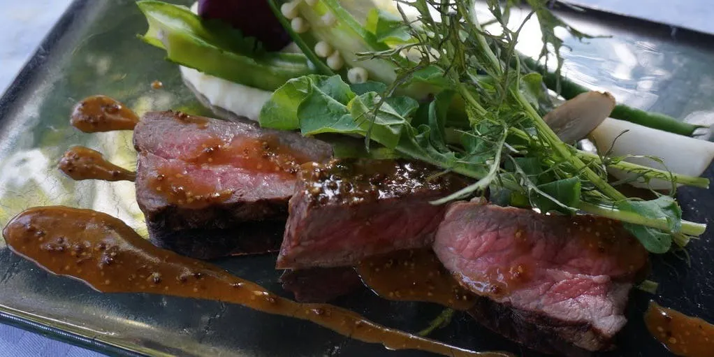紅酒牛肉菲力肉套餐