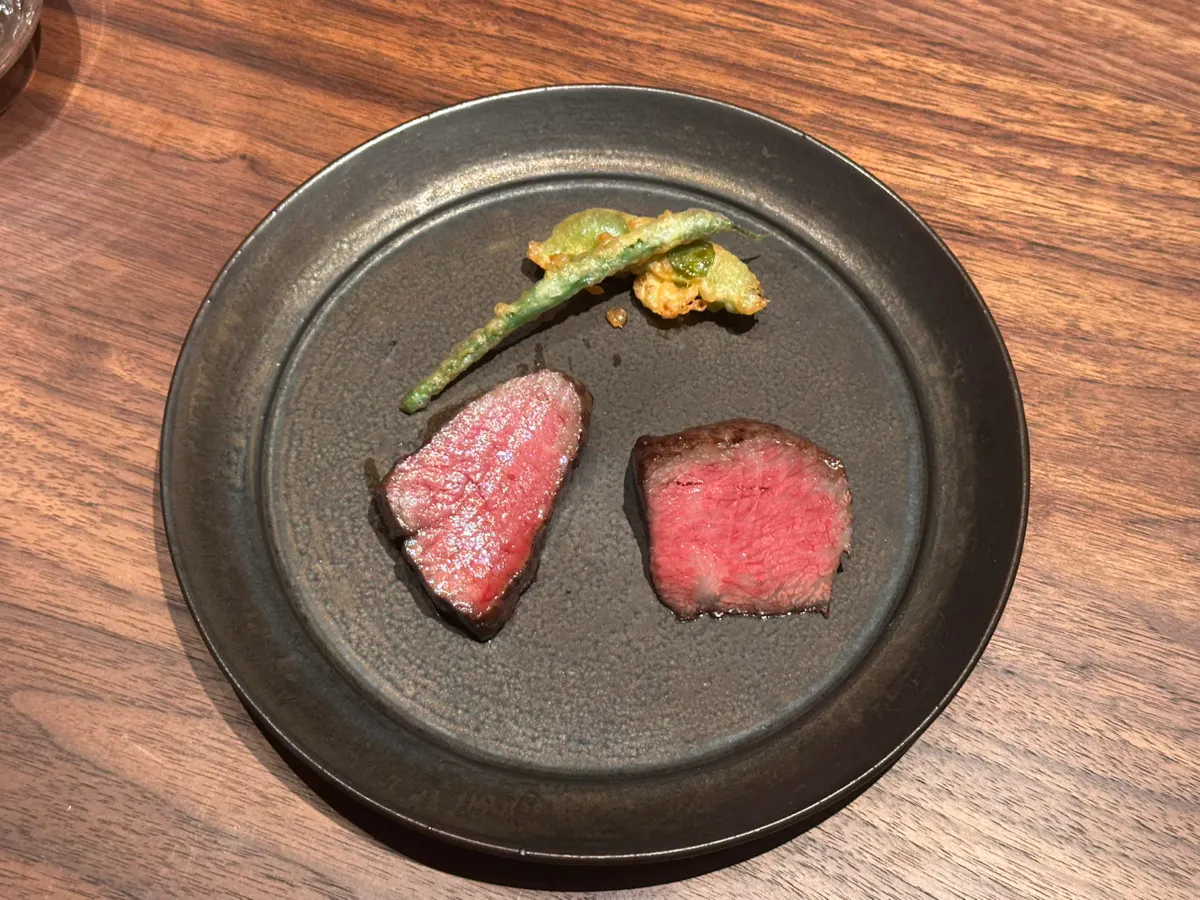 C/5品/炭火焼 熟成 和牛赤身ステーキ2種と熟成特上牛タンステーキを堪能するコース