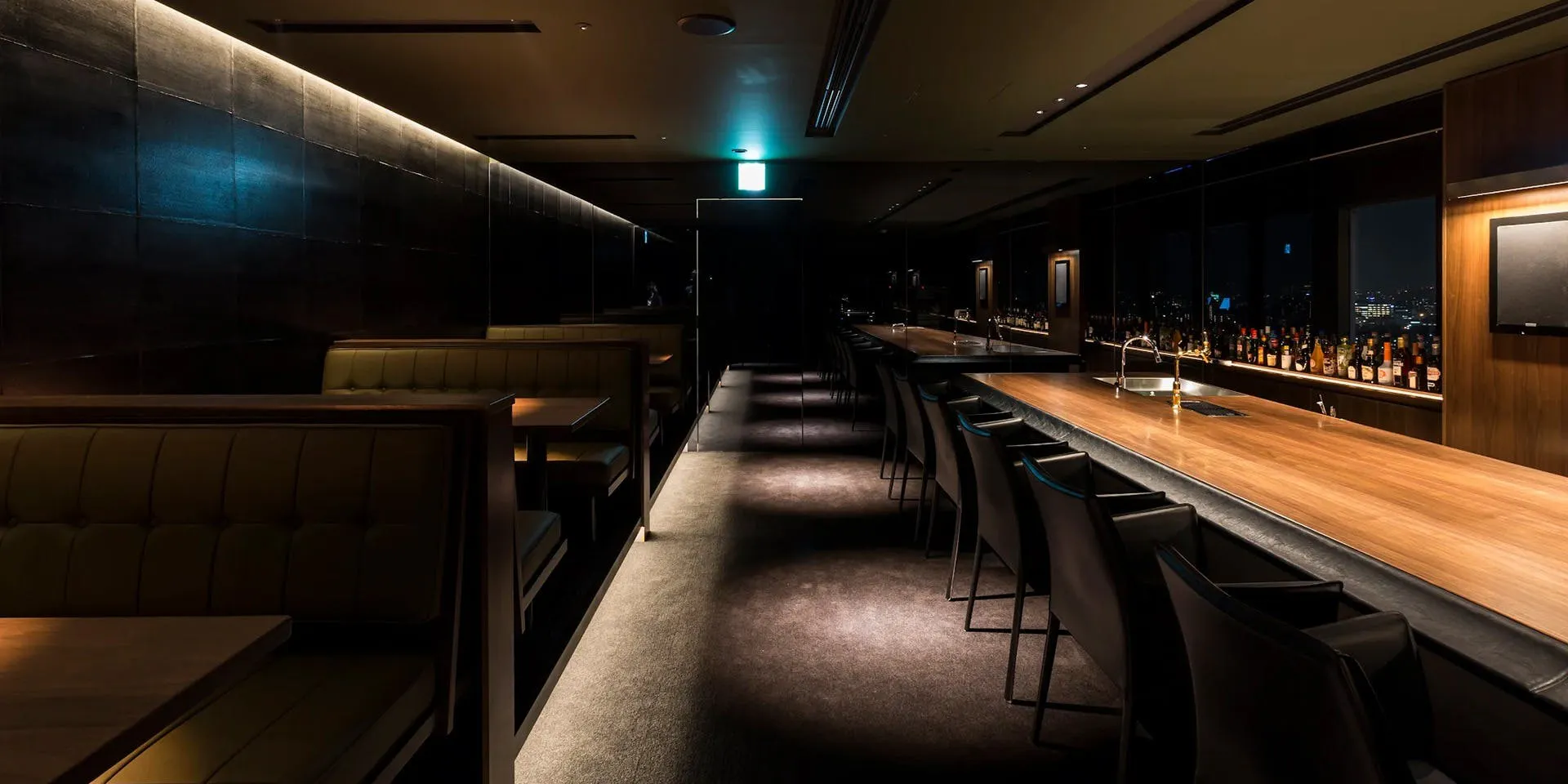 BAR LOUNGE TWENTY