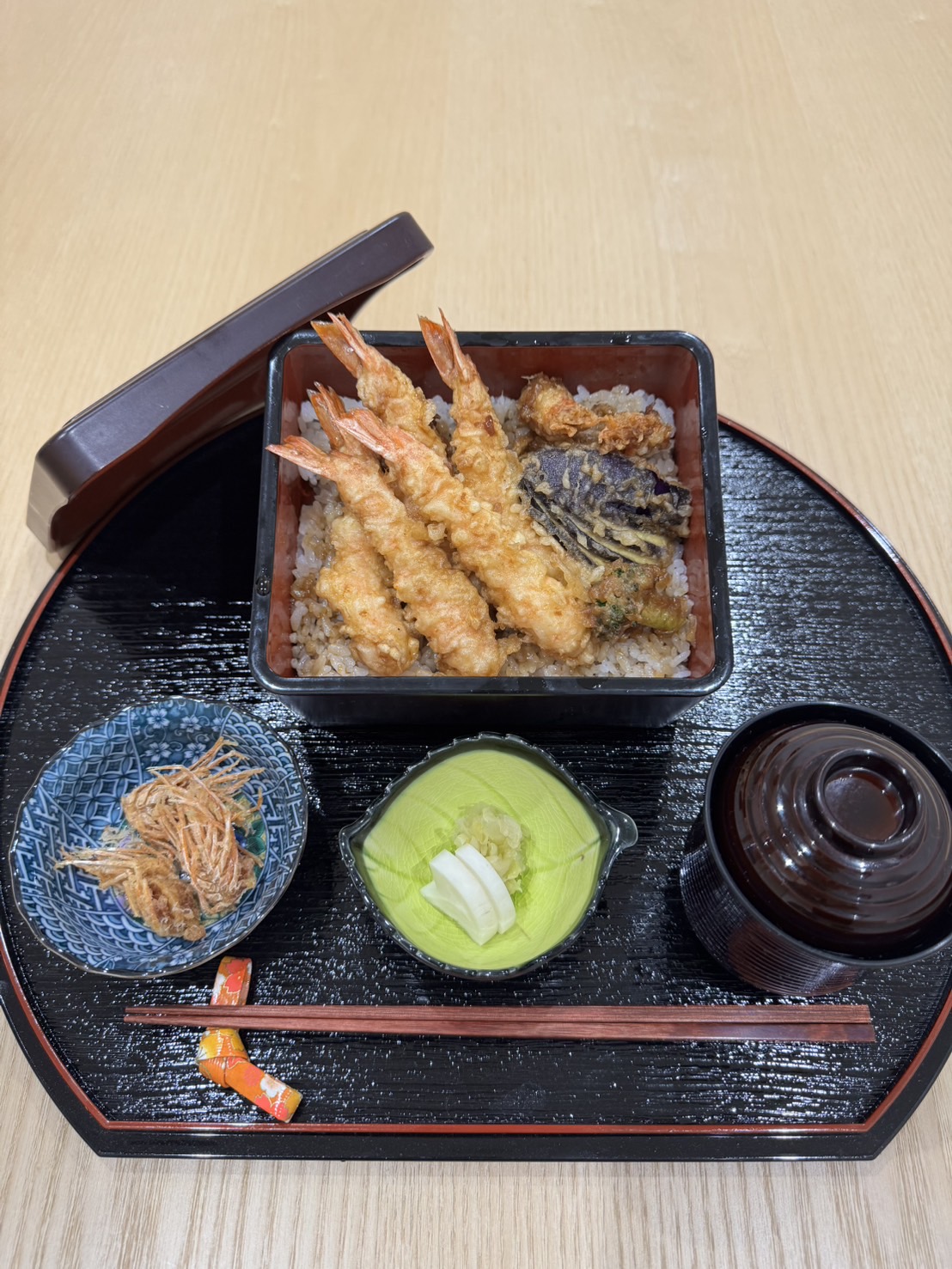 天使虾天妇罗盖饭