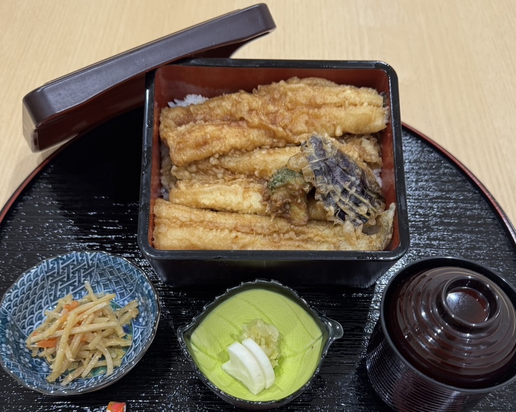 星鳗天妇罗盖饭
