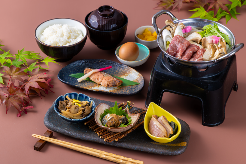 季節を楽しむ、ちょっと贅沢な離れごはん。