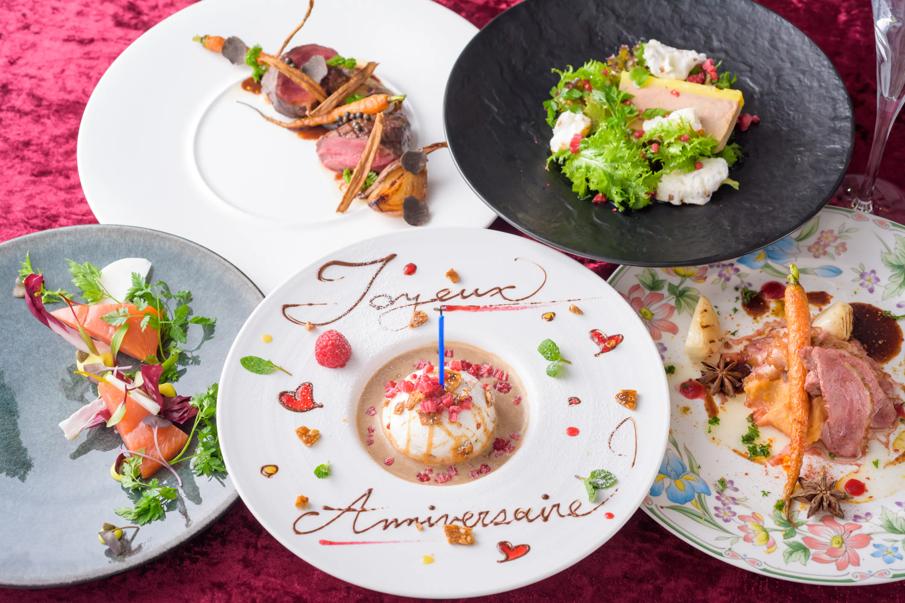 Limited Christmas Dinner Course on December 24 and 25