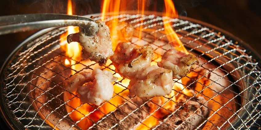 【ランチ】和牛とろたくキンパ&希少部位含む地鶏食べつくしランチプラン