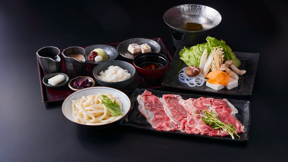 Dinner [Choice of Sukiyaki or Shabu-Shabu] Casual Course: Aya