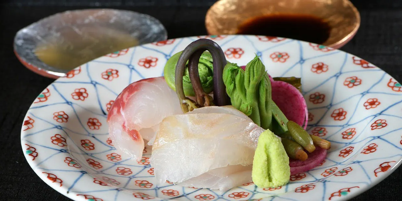 [Seasonal Japanese Cuisine Course] A blissful course lavishly featuring the finest seasonal ingredients