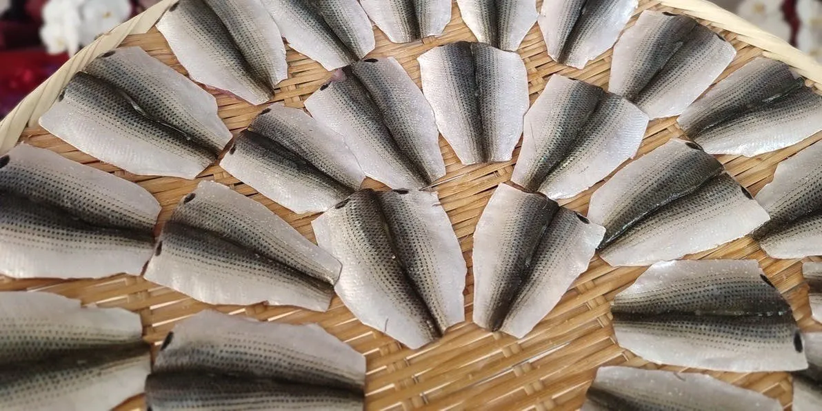 鮨 いづる