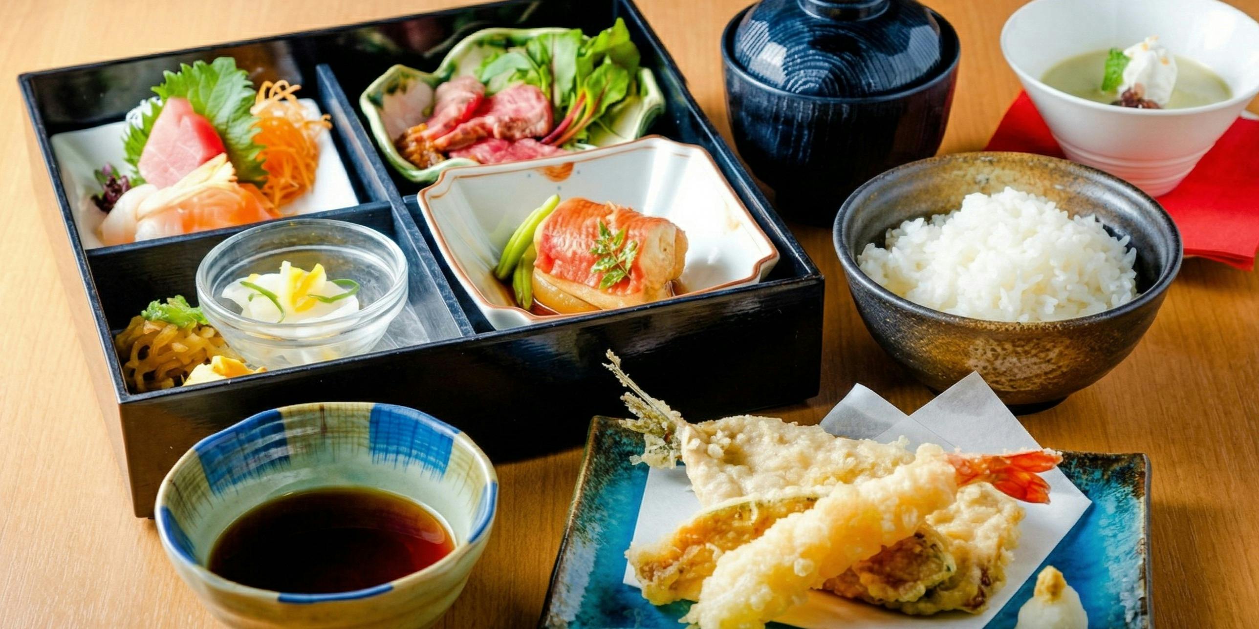 [Minatomirai Gozen] For family dining featuring simmered splendid alfonsino and beef steak