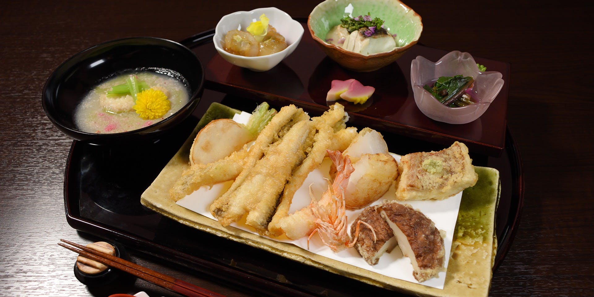 菫