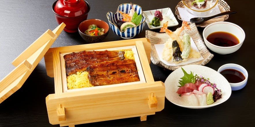 【せいろ御膳 竹】鰻のせいろ（半尾）に造り2種、天婦羅、焚合せ5種など全7品