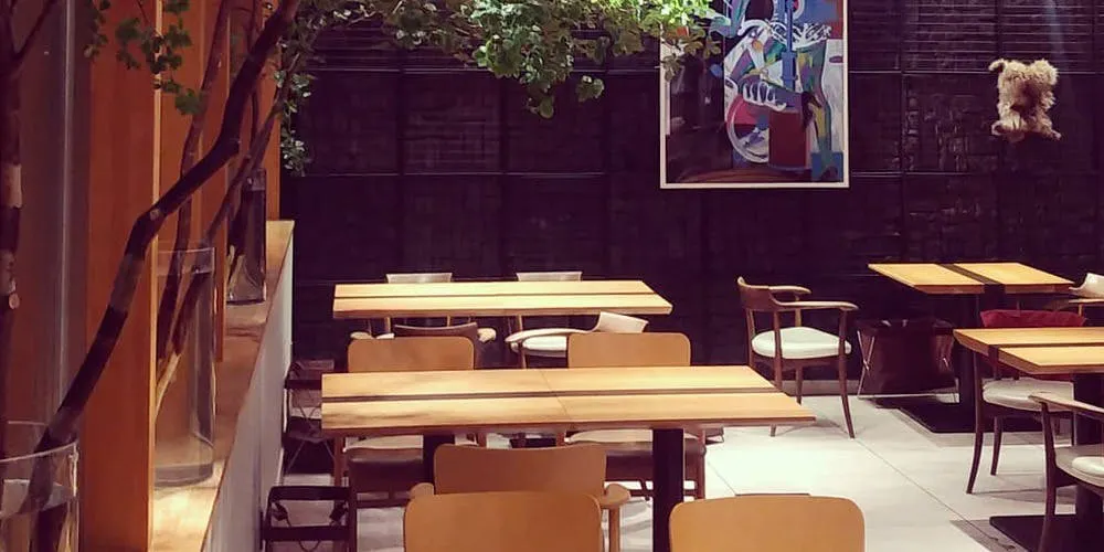 ロースト&グリルレストラン レストロ リン（Roast＆Grill Restaurant RESTRO RIN）