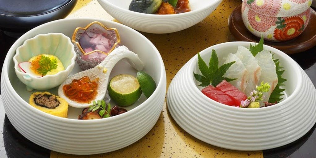【郷土御膳】馬刺しや握りなど旬食材を味わう全8品