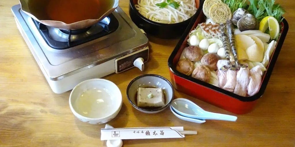 【권타로 나베 코스】자랑하는 육수와 신선한 식재료를 만끽하는 명물 권타로 나베