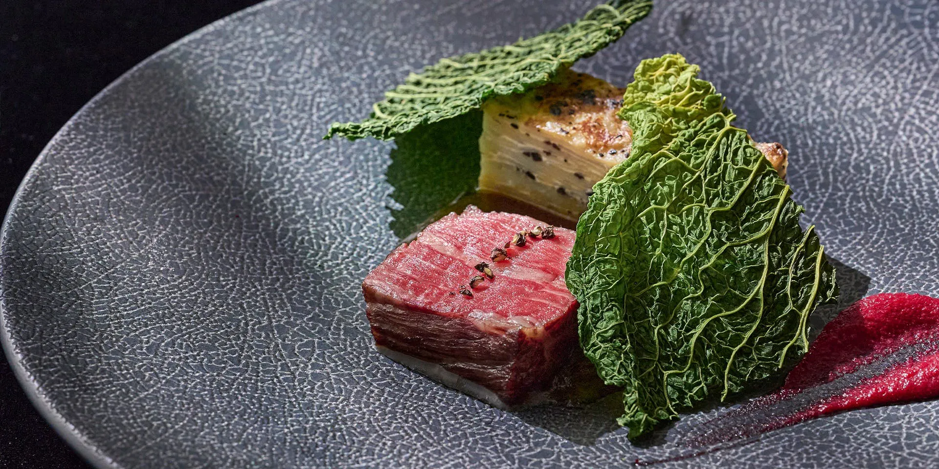 于天空中品味，将食材生命发挥至极致的至高全套套餐 共10道菜