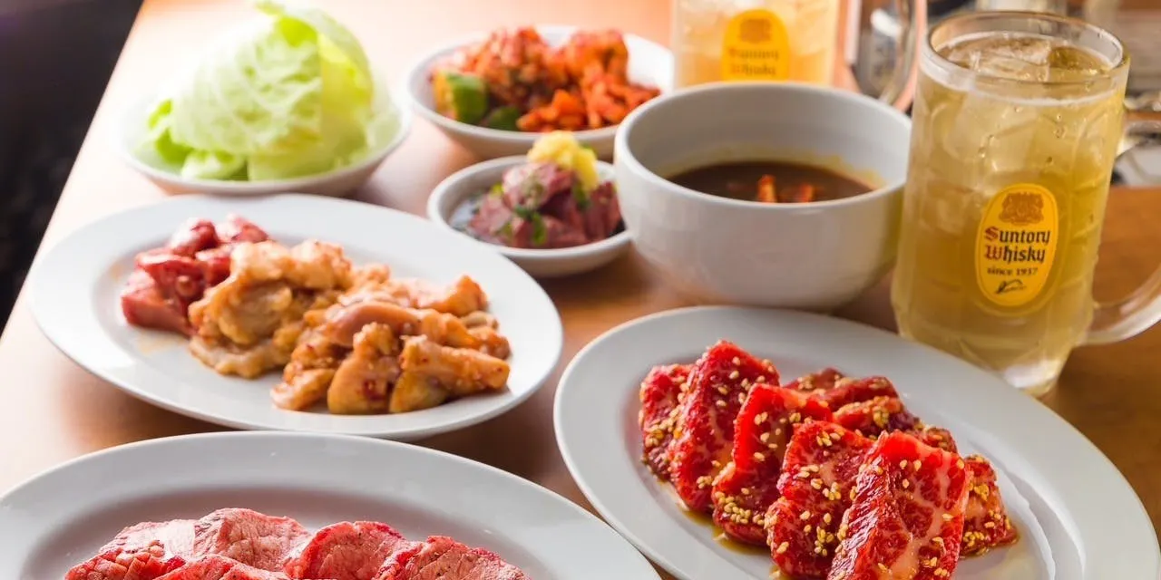 やっちゃん極み肉コース【厚切りタン・赤身・ホルモンなど全9品】
