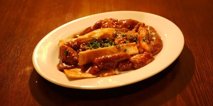 炭火焼肉きだ