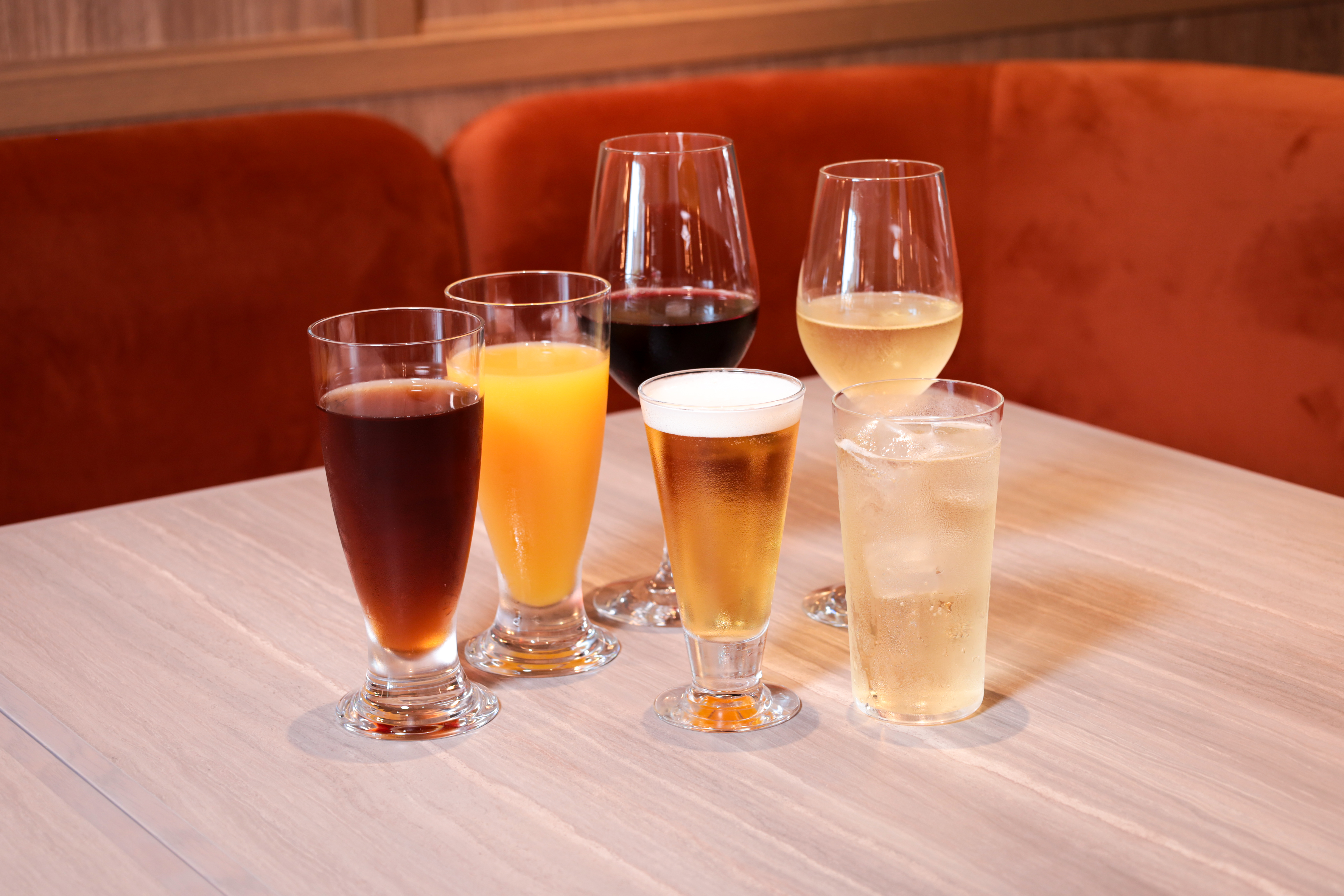 ネット予約限定！単品飲み放題が2700円→2200円に！