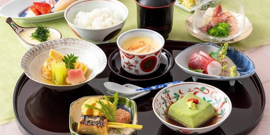 【彩り御膳】先付、御膳、食事、水菓子
