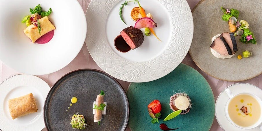 Special Dinner Course: 7 dishes including appetizer, abalone, lobster, domestic beef fillet and foie gras