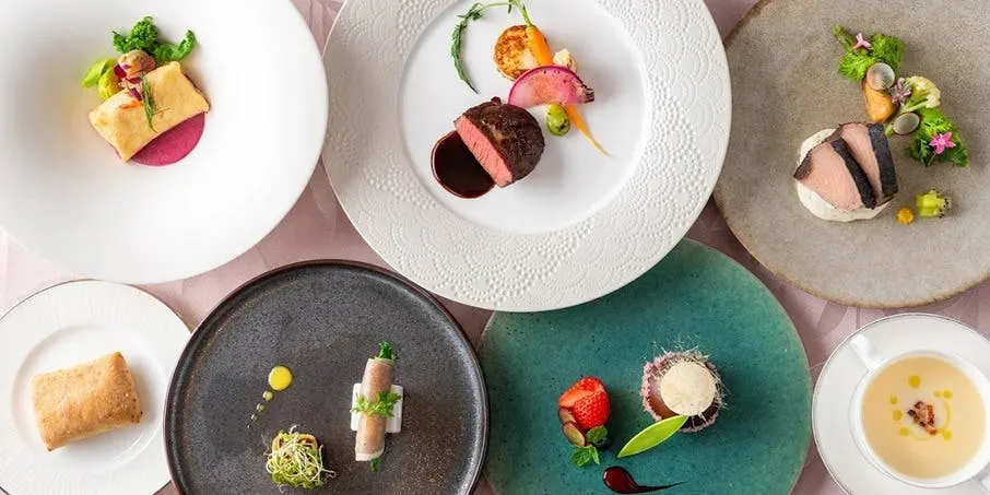 Special Dinner Course: 7 dishes including appetizer, abalone, lobster, domestic beef fillet and foie gras