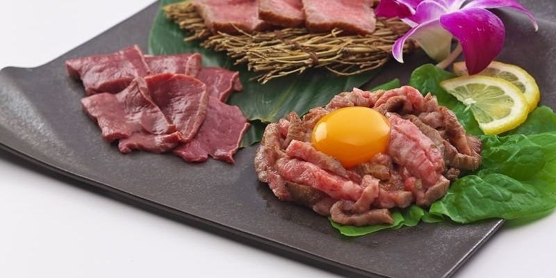 【特选烤肉套餐】盐烤、烤物、海鲜、炙烤里脊握寿司、甜点等共11道菜