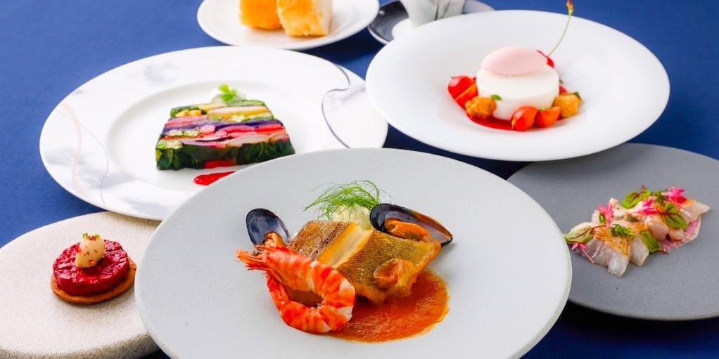 【Gourmand（グルマン）】 선택 가능한 메인으로 즐기는 코스 총 7품