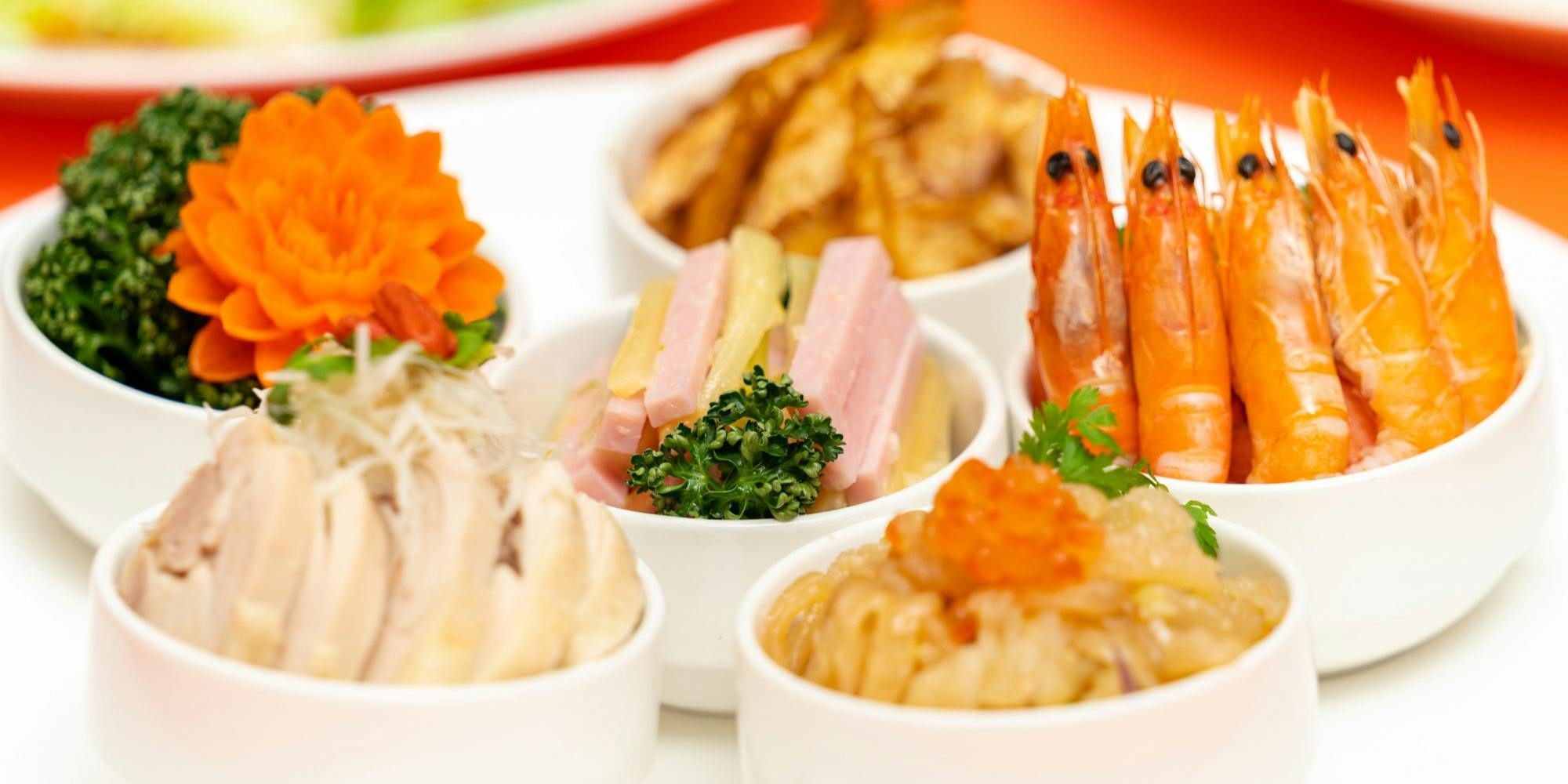 【红龙席】前菜拼盘、2种炸物、海鲜料理、肉类料理、甜点等共8道菜