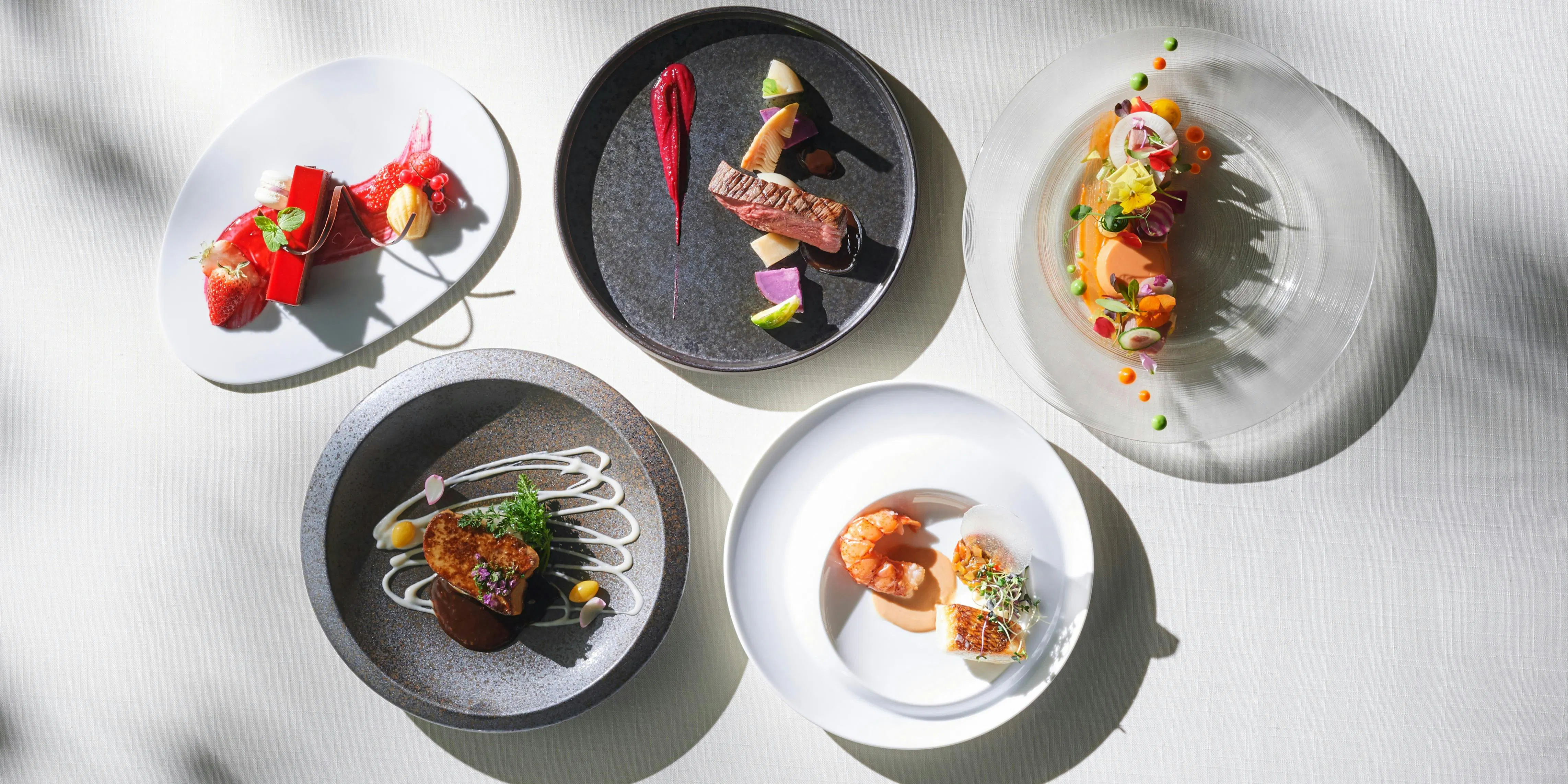 ampersand【Xmas2026】オリジナルクリスマスディナー 魚・肉料理含む全7皿 フレンチフルコース