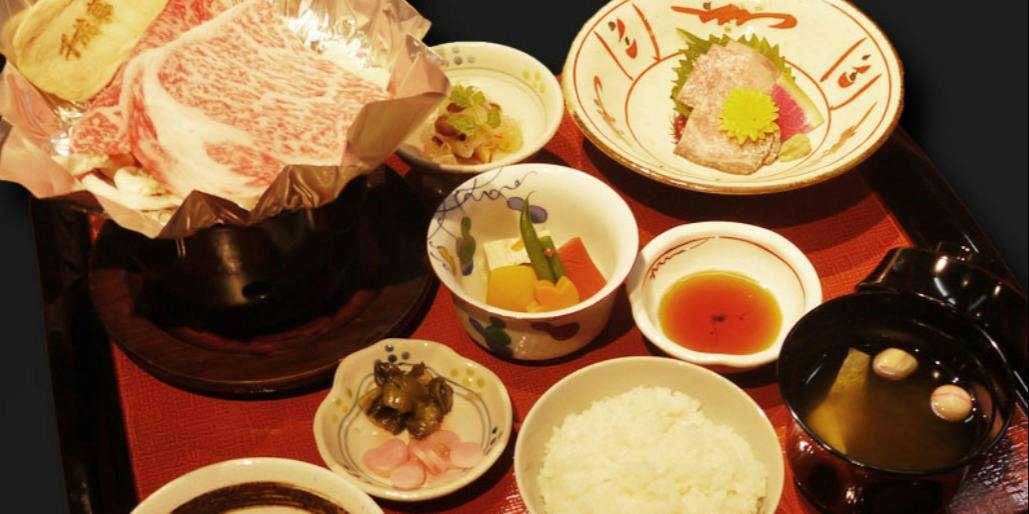【ランチ限定】近江牛すき焼き鍋膳