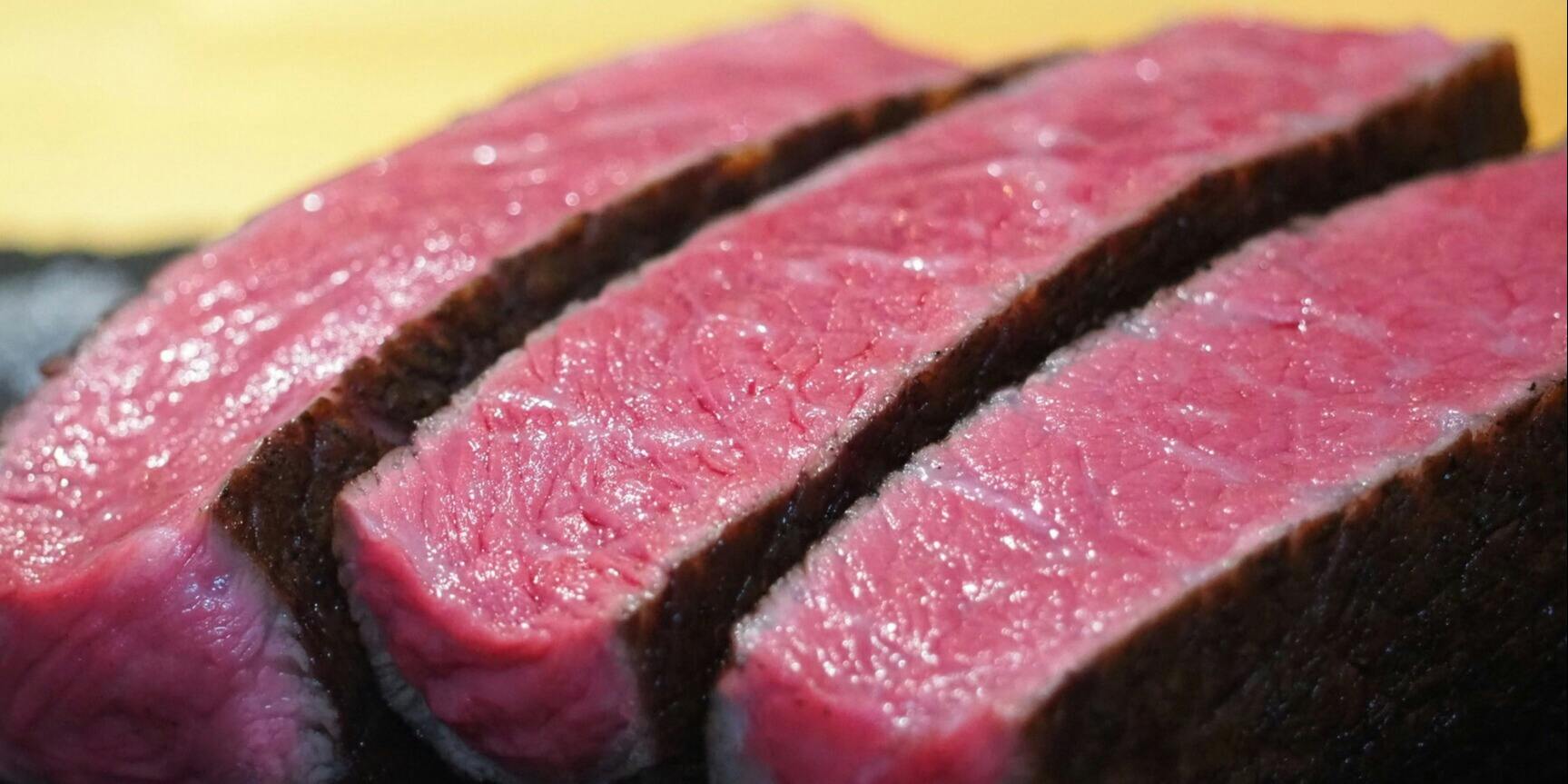 [Anniversary Course] Includes a message plate! A special dinner featuring double main courses of wagyu beef and seafood