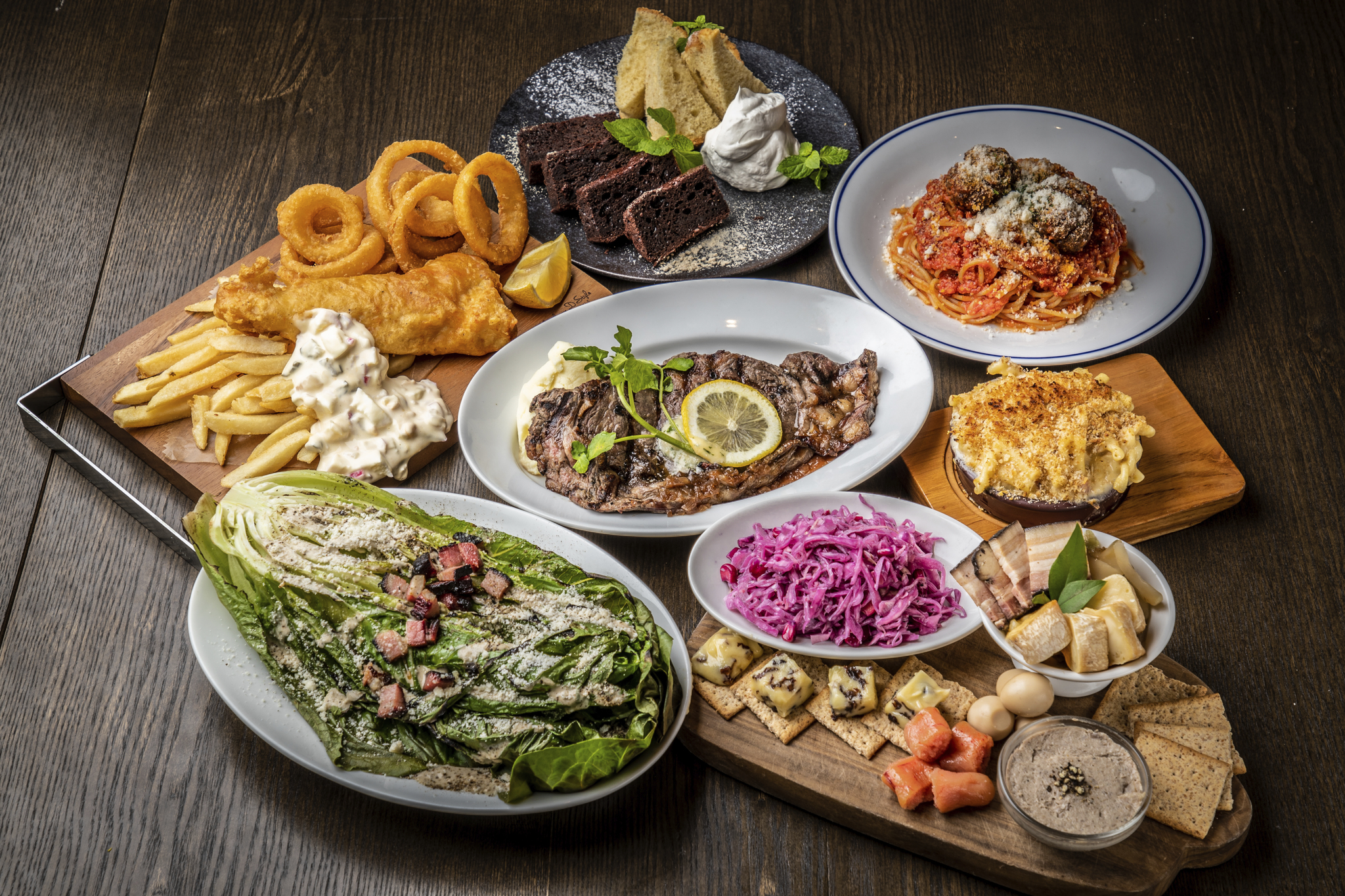 [Classic] Enjoy THE PUBLIC’s Signature Smoked & Grilled Course: 12 Dishes + 2.5 Hours of All-You-Can-Drink