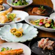 【DINNER COURCE】前菜、サーモンのレアカツ、名物ロティサリーチキンなど全9品