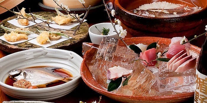 【鯛饭套餐】特上生鱼片、炖鱼或烤鱼、肉料理、鯛饭等共8道菜