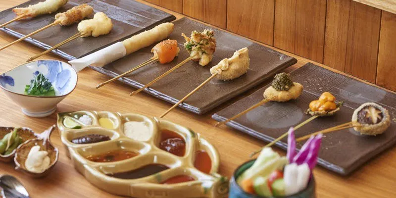 【串揚げなかやの創作串が味わえる】串揚げ10本コース