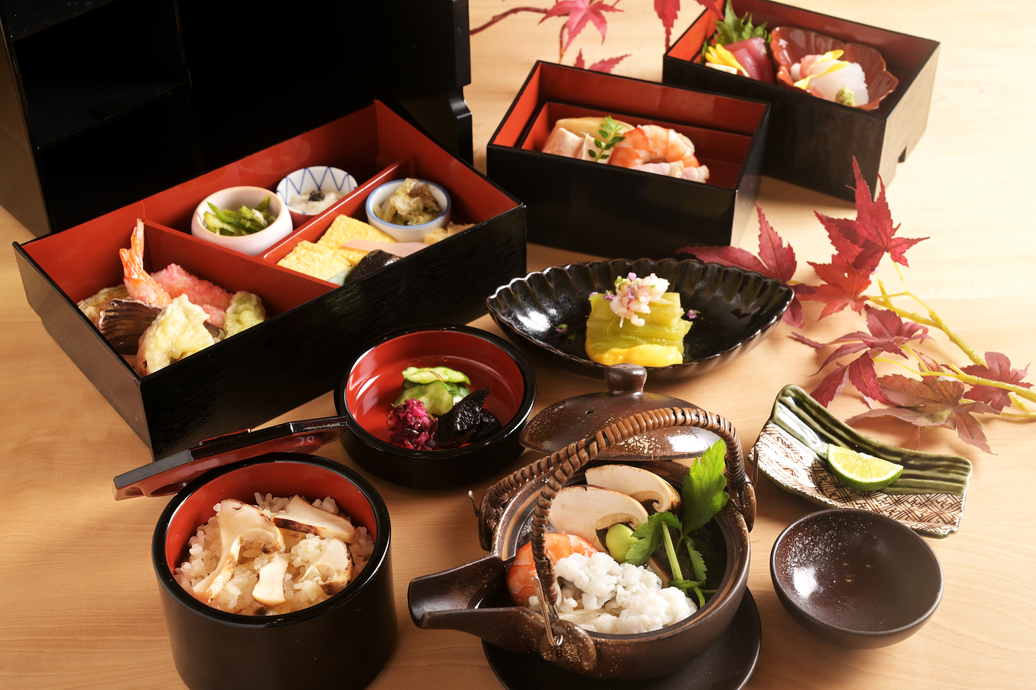 【秋の茶箱弁当】9月・10月限定 完全予約制