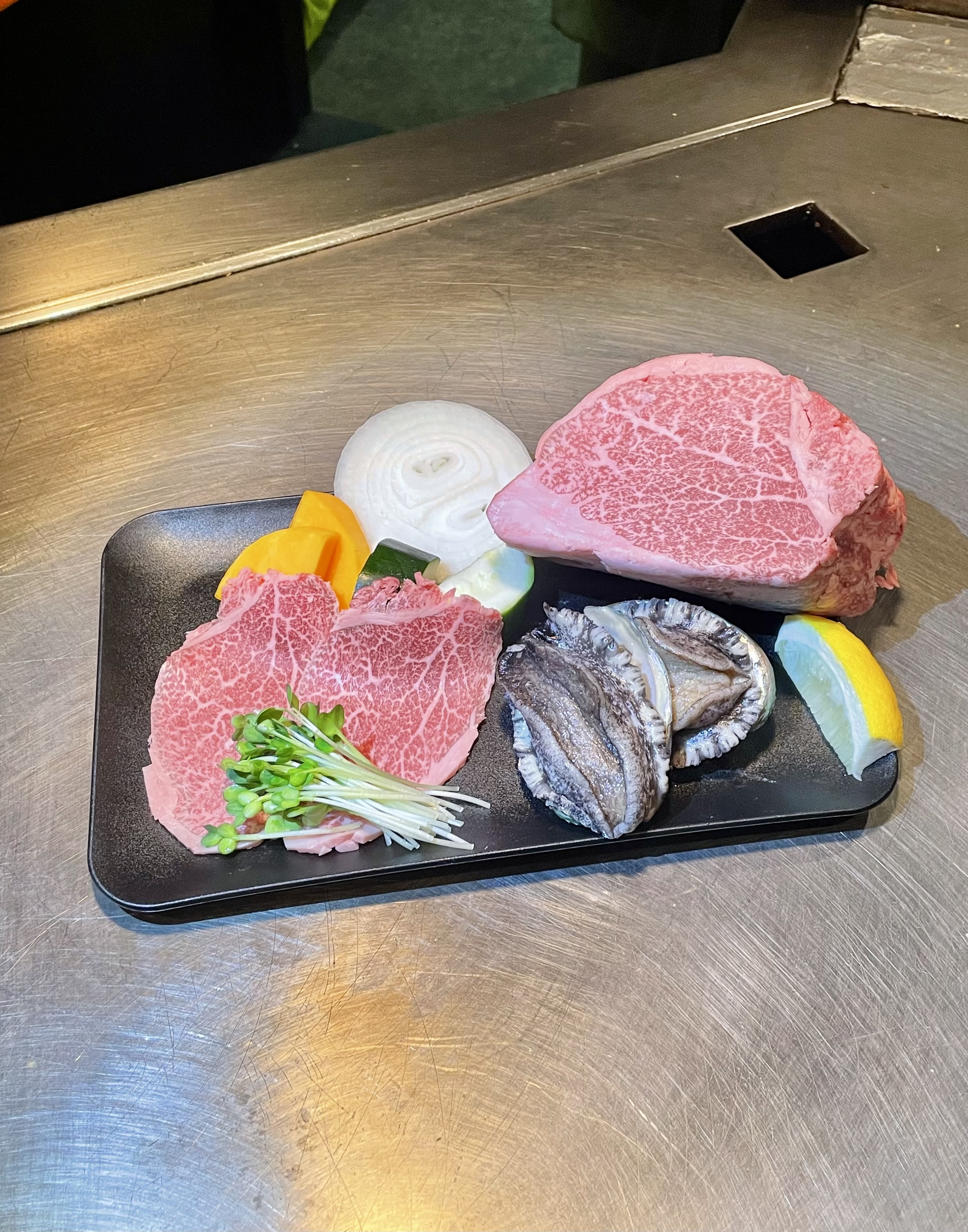 鲍鱼和牛排