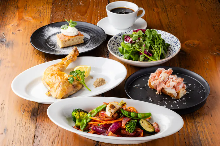 【LUNCH COURCE】可选择意大利面和烤鸡等